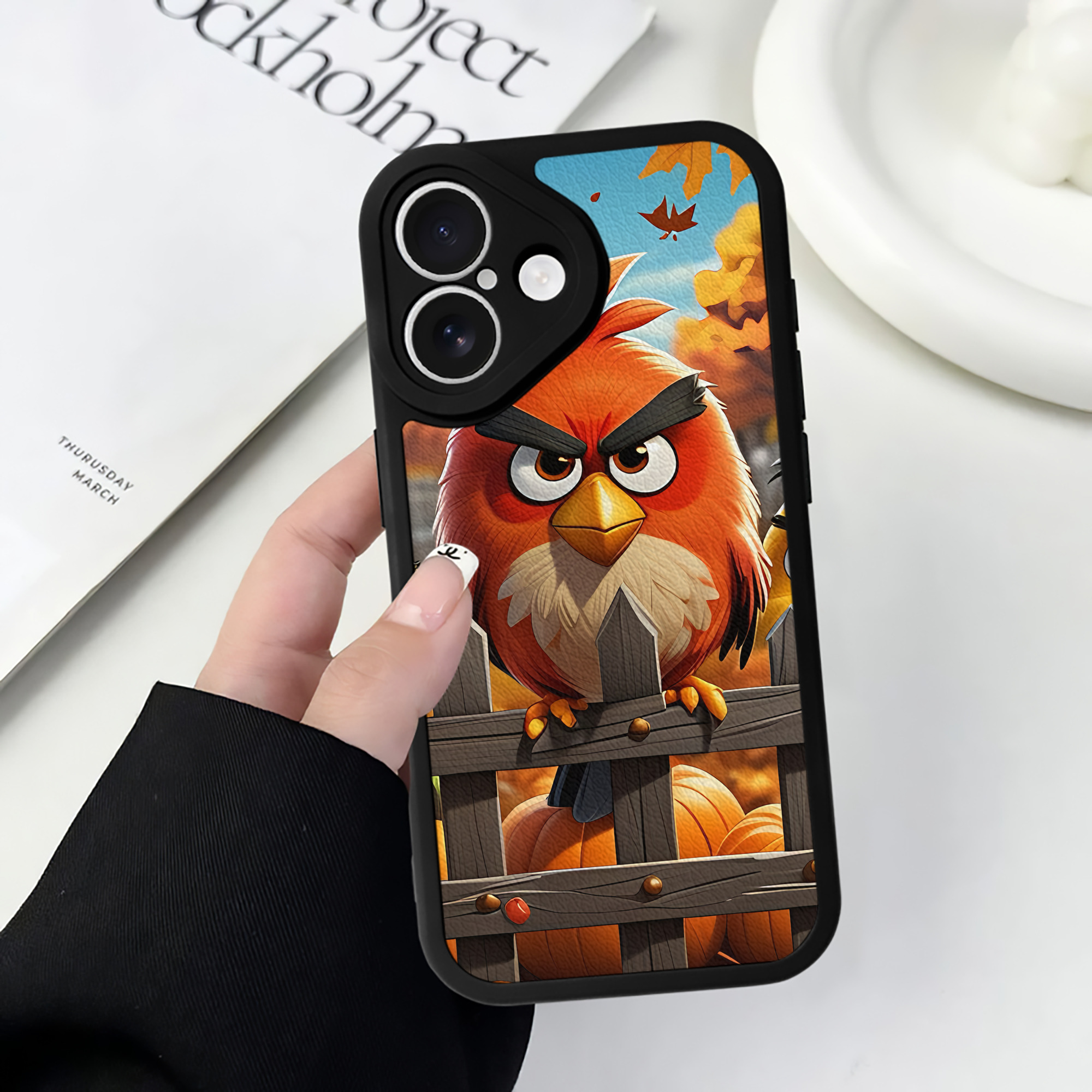 （画像用） Angry Birds アングリーバード 【iPhone 16シリーズ対応】シリコンスマホケース（レザー調） 材質：シリコン